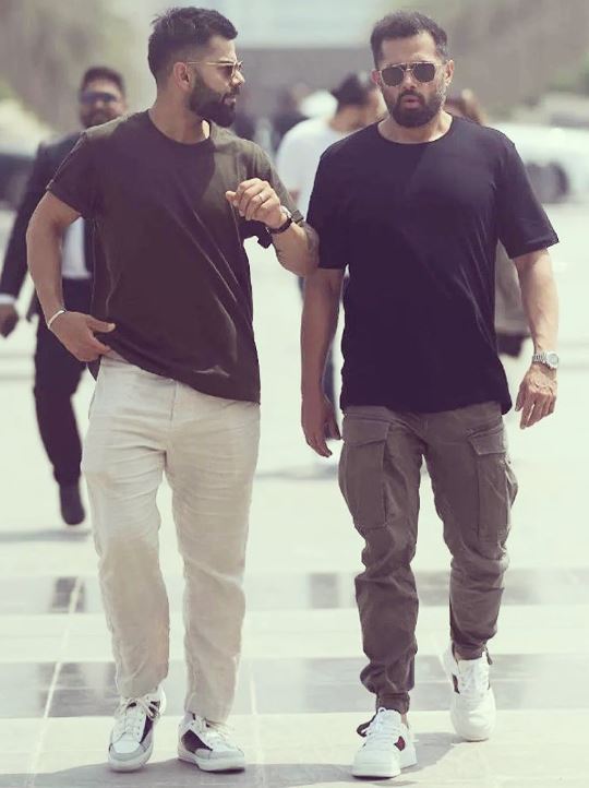 Virat Kohli says goodbye to long-standing manager Bunty Sajdeh after World Cup final