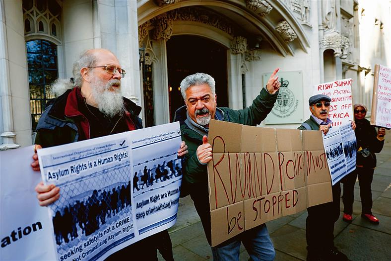 Blow to Sunak as UK court terms Rwanda migration plan unlawful Govt will do whatever it takes to stop illegal migration, says Prime Minister SHARE ARTICLE  A –  A +